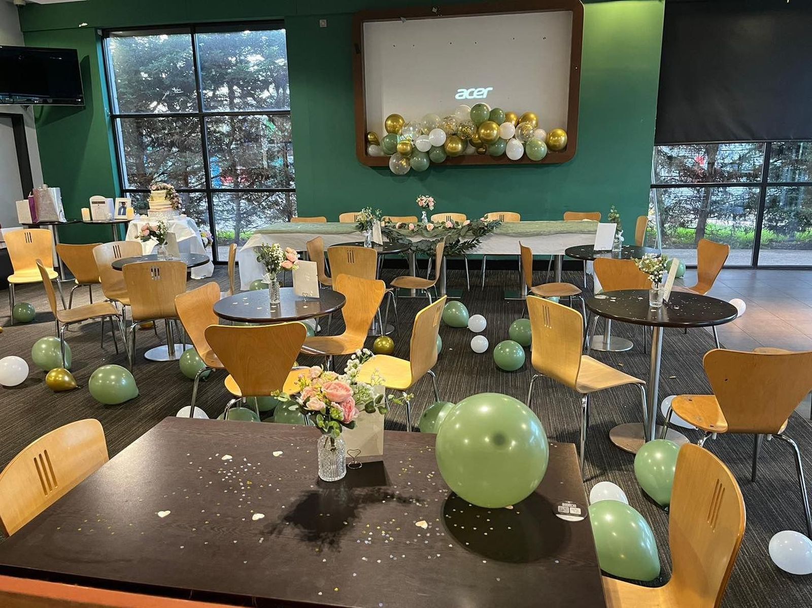 PLANNING A PARTY? Image