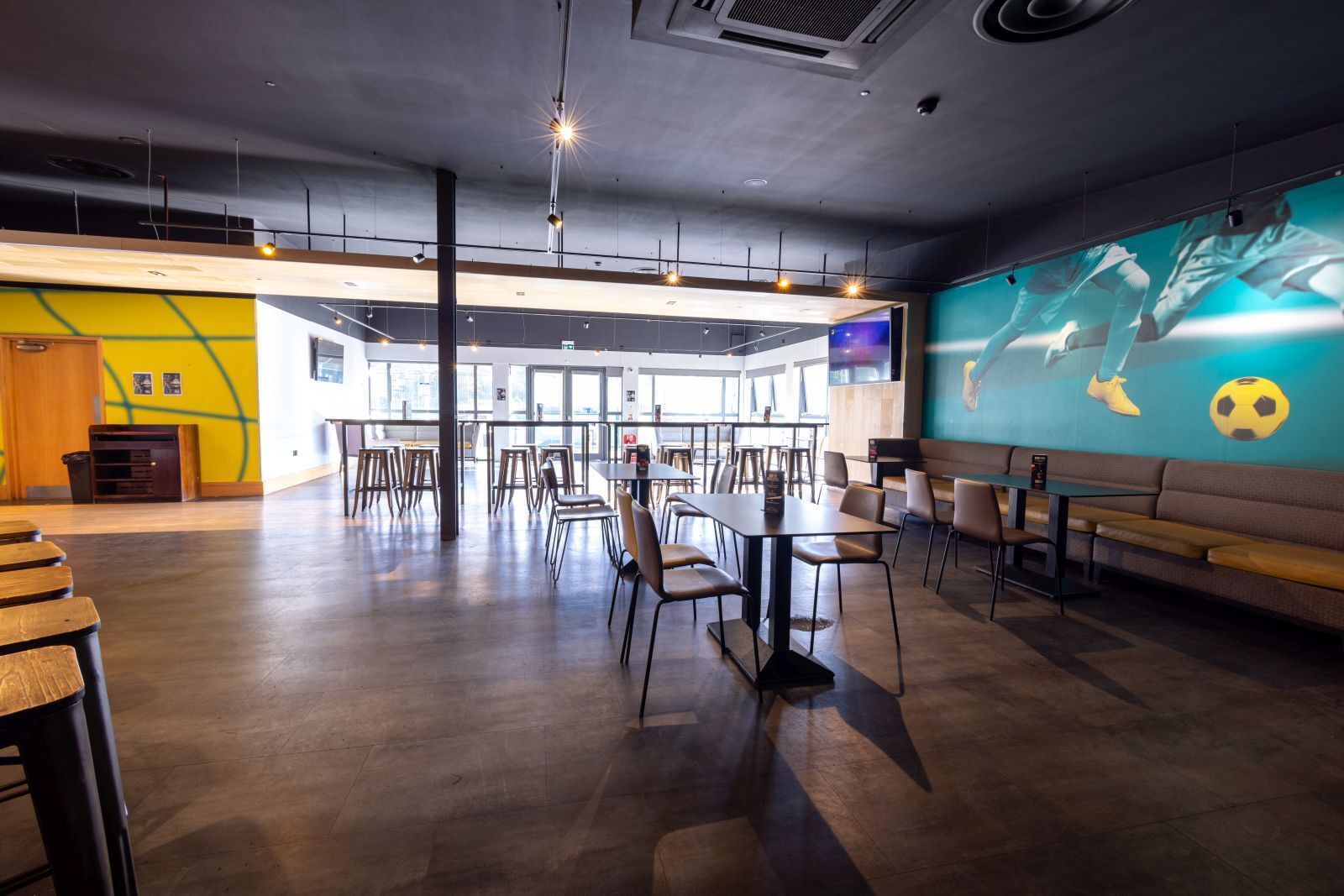 PLANNING A PARTY? Image