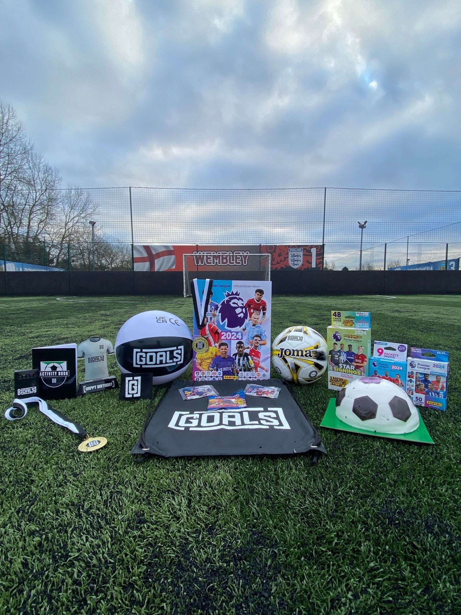 YOUR FOOTBALL PARTY BAG Image