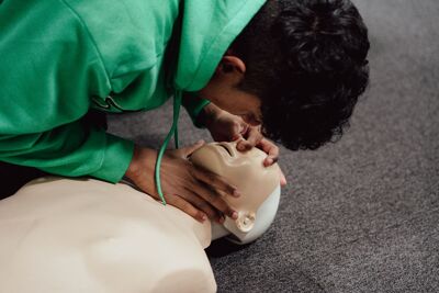 Emergency First Aid Courses