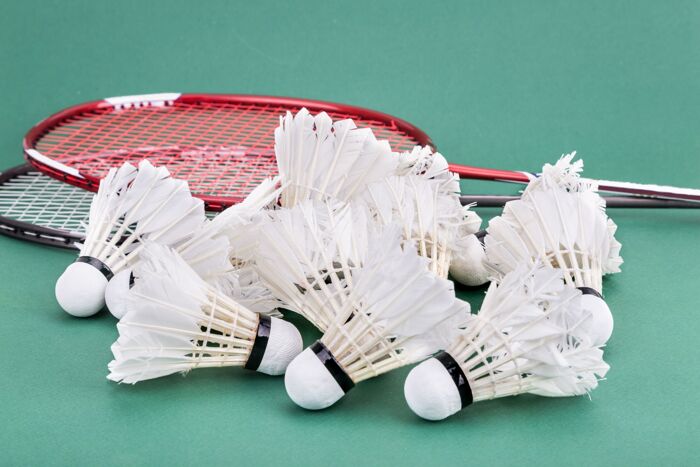 Raise a racquet 