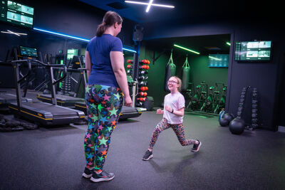 Alternate Lunges